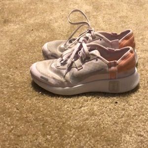 Nike Pink 72s Size 4y